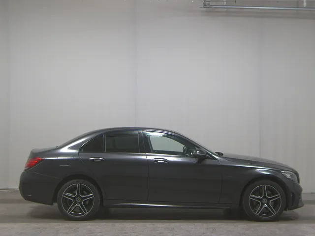 Mercedes-Benz C 300 de AMG-Line