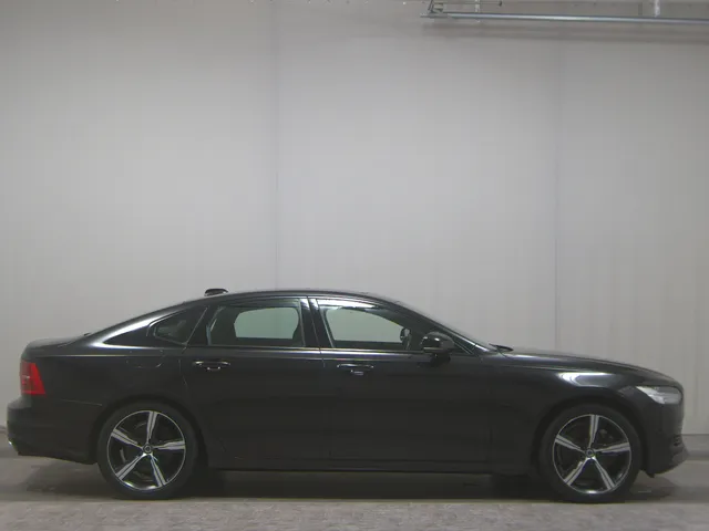 Volvo S90 T8 AWD Hybrid R-Design