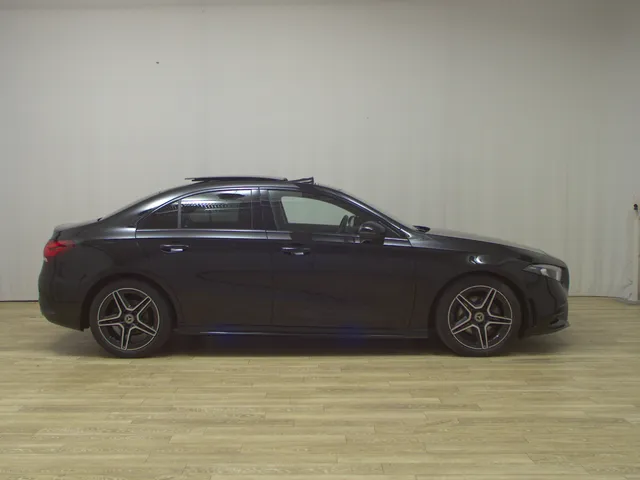 Mercedes-Benz A 180 Lim. d AMG-Line