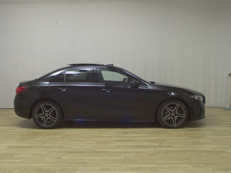 Mercedes-Benz A 180 Lim. d AMG-Line