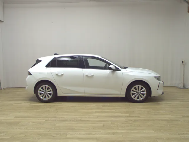 Opel Astra 1.5 D Business Ed.
