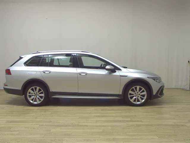 Volkswagen Golf-8 Alltrack 2.0 TDI 4M