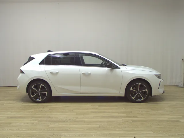 Opel Astra 1.5 D Business Elegance