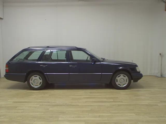 Mercedes-Benz E 300 T-Modell