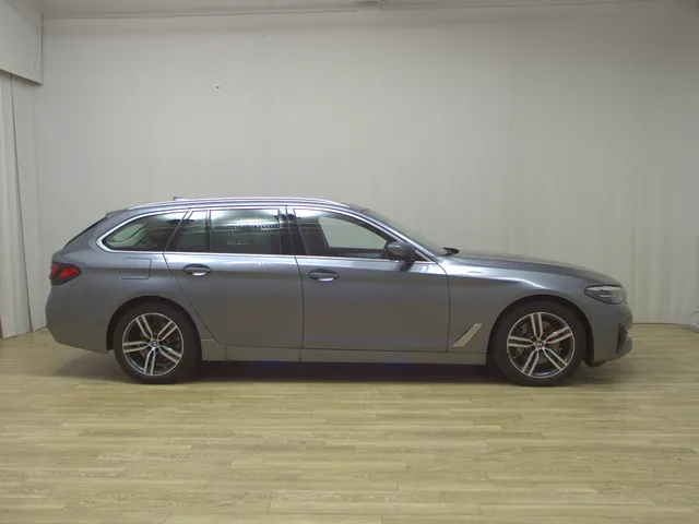 BMW 530e Touring