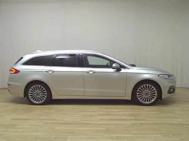 Ford Mondeo Turnier 2.0 EB Titanium