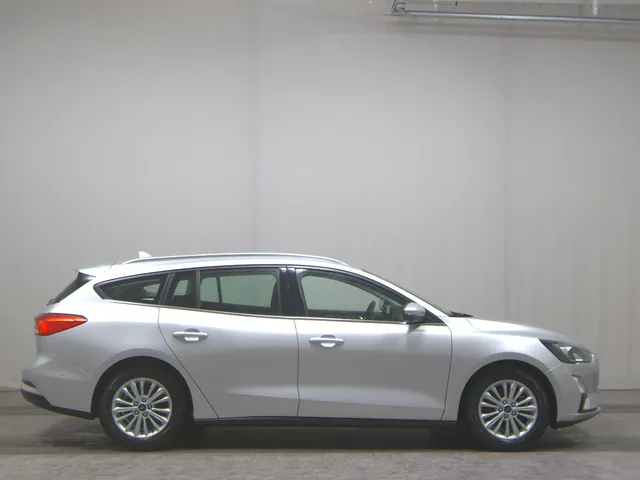 Ford Focus Turnier 1.0 EB Titanium