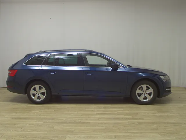 Skoda Superb Kombi 2.0 TDI Ambition