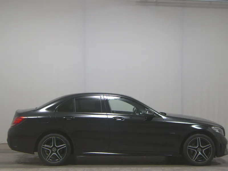 Mercedes-Benz C 300 de AMG-Line