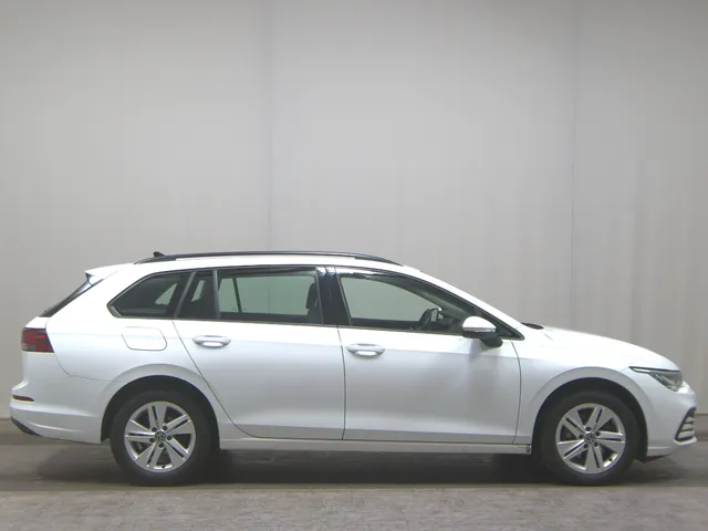 Volkswagen Golf-8 Var. 2.0 TDI Life