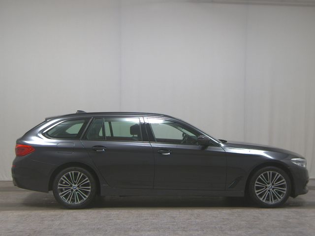 BMW 540d Touring XDr Sport-Line Navi LED LC Pro HuD BMW 540d Touring XDr Sport-Line Navi LED LC Pro HuD