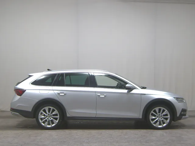 Skoda Octavia Kombi 2.0 TDI 4x4 Scout