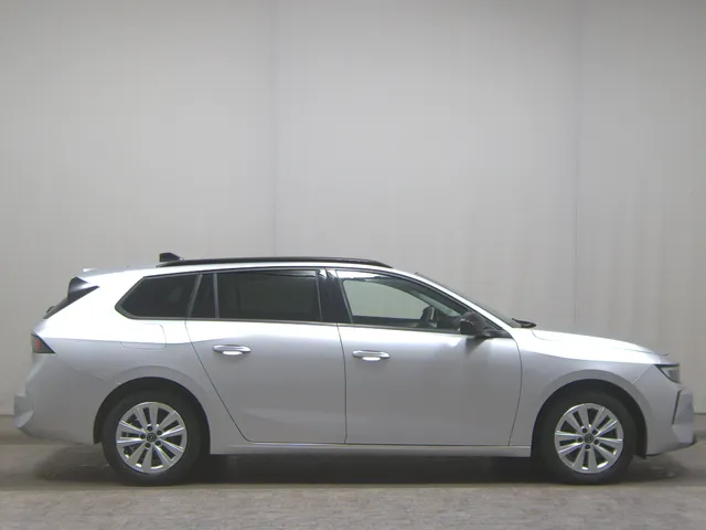 Opel Astra ST 1.2 Turbo Business Elegance