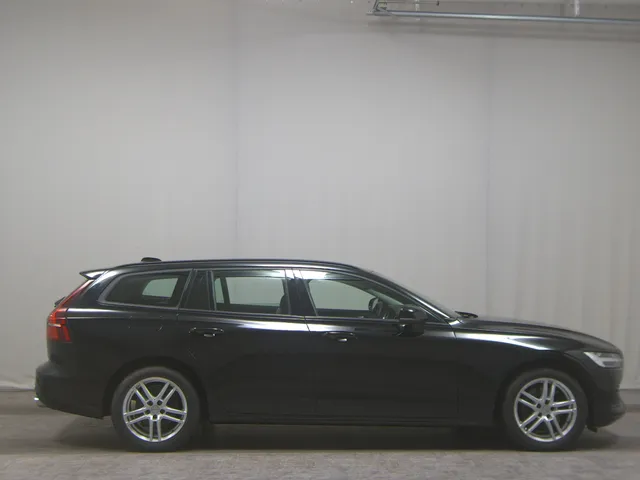 Volvo V60 B3 Momentum