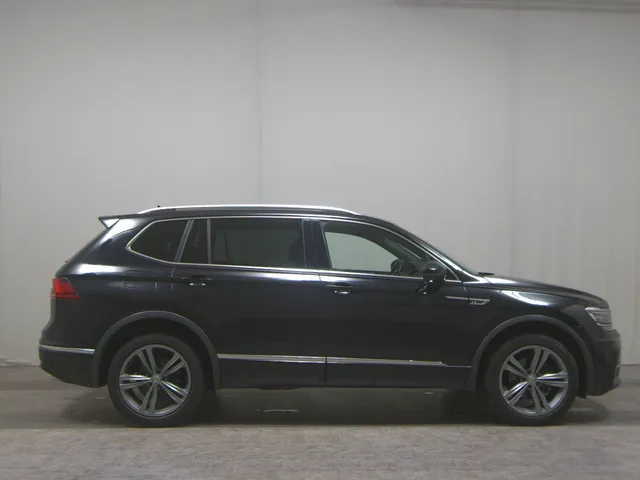 Volkswagen Tiguan Allspace 1.5 TSI R-Line