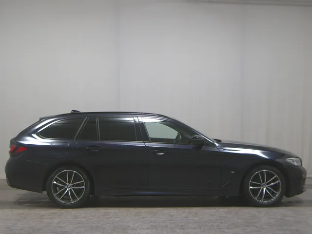 BMW 520dA Touring xDr M-Sport