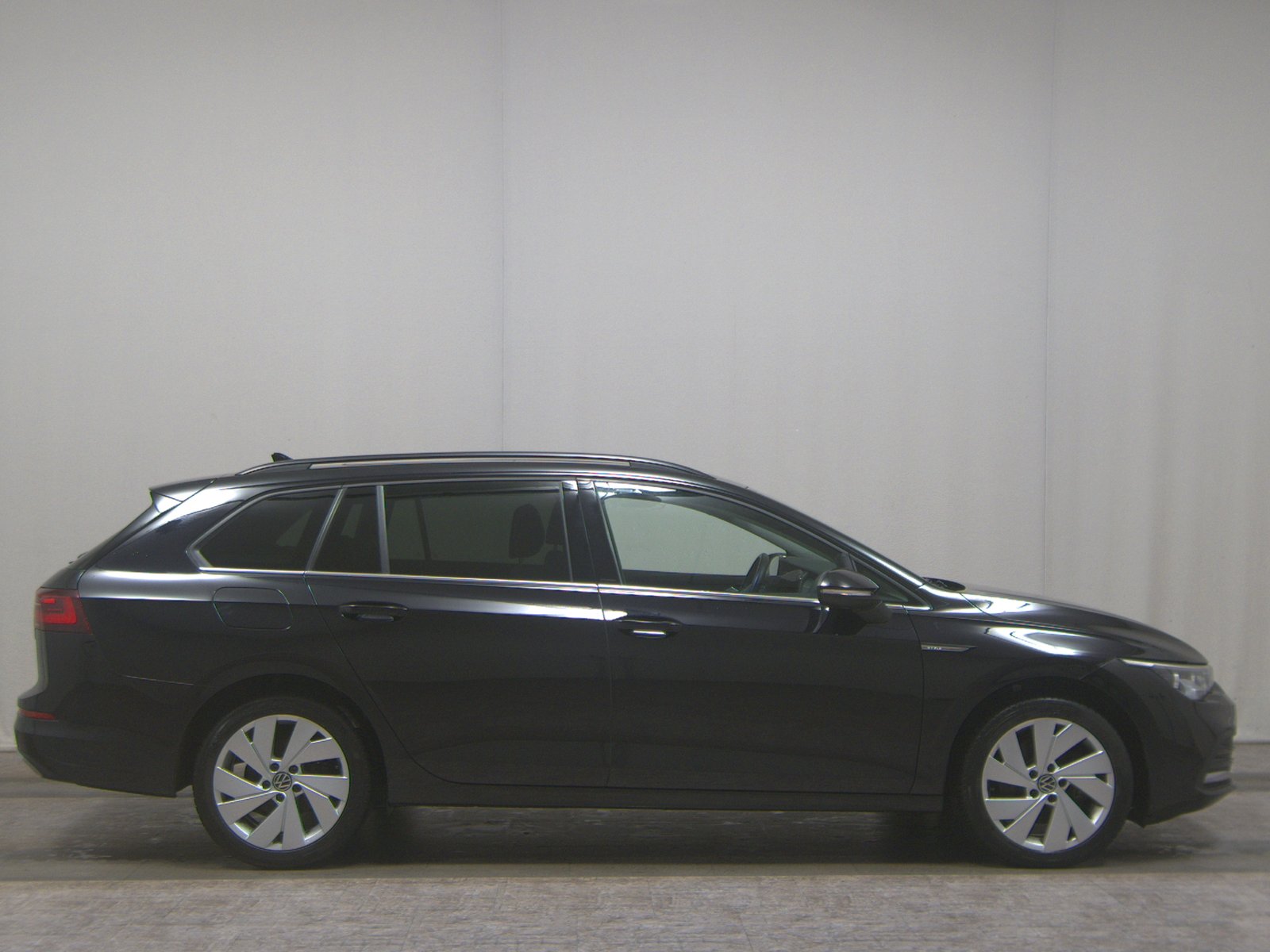 Volkswagen Golf-8