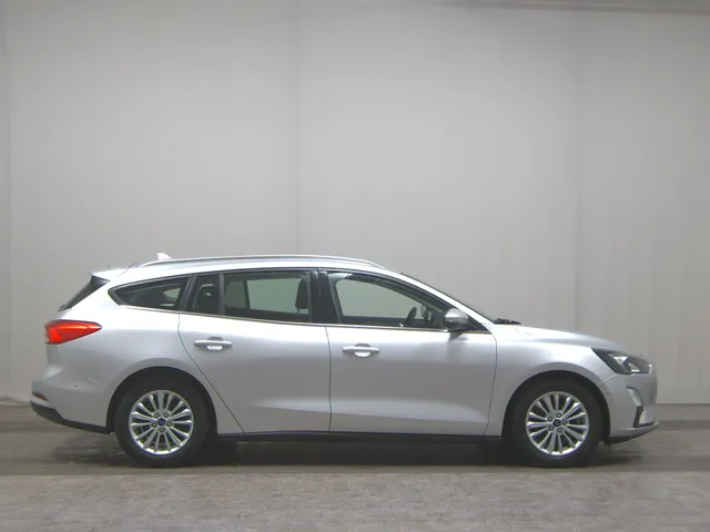 Ford Focus Turnier 1.0 EB Titanium