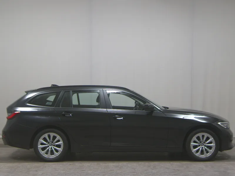 BMW 318iA Touring