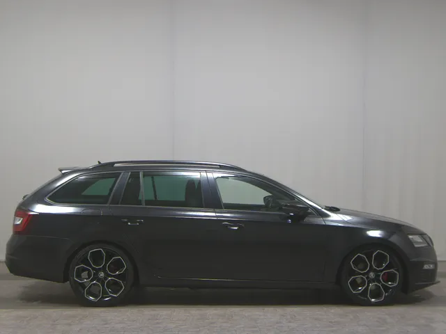 Skoda Octavia Kombi 2.0 TDI RS