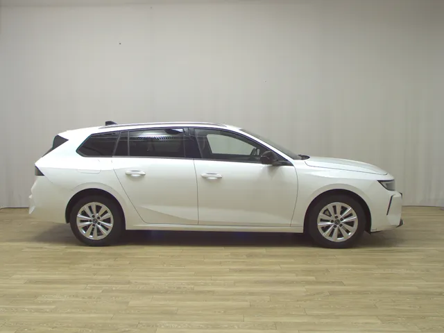 Opel Astra ST 1.2 Turbo Elegance