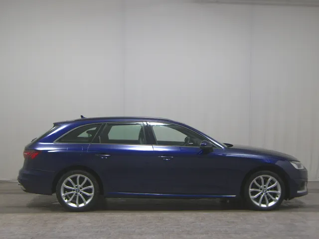 Audi A4 Avant 35 TDI S-Line