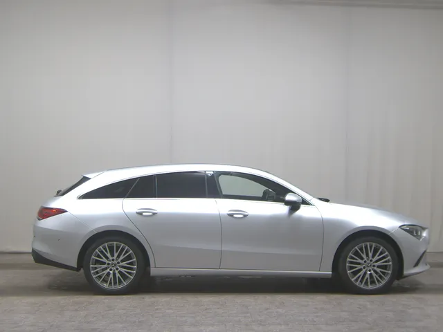 Mercedes-Benz CLA 220 SB d Progressive