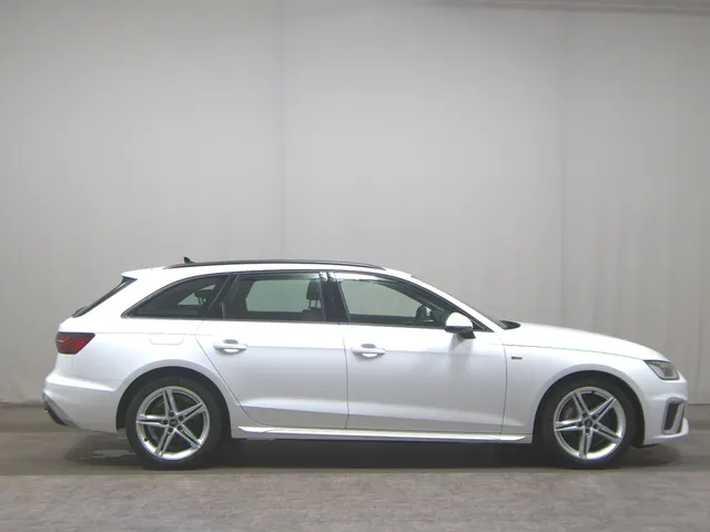 Audi A4 Avant 40 TDI S-Line Ext.