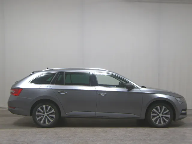 Skoda Superb Kombi 2.0 TDI Ambition