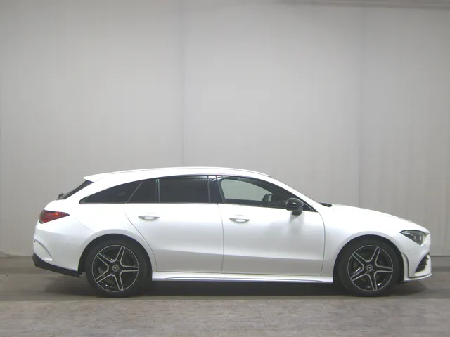 Mercedes-Benz CLA 220 SB d 4M AMG-Line