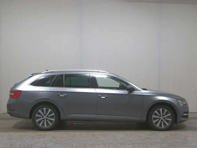 Skoda Superb Kombi 2.0 TDI Ambition
