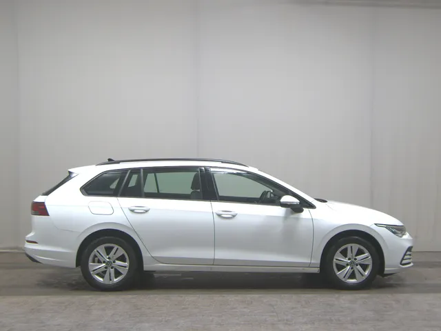 Volkswagen Golf-8 Var. 2.0 TDI Life