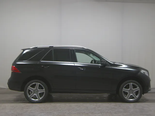Mercedes-Benz GLE 350 d 4M AMG-Line