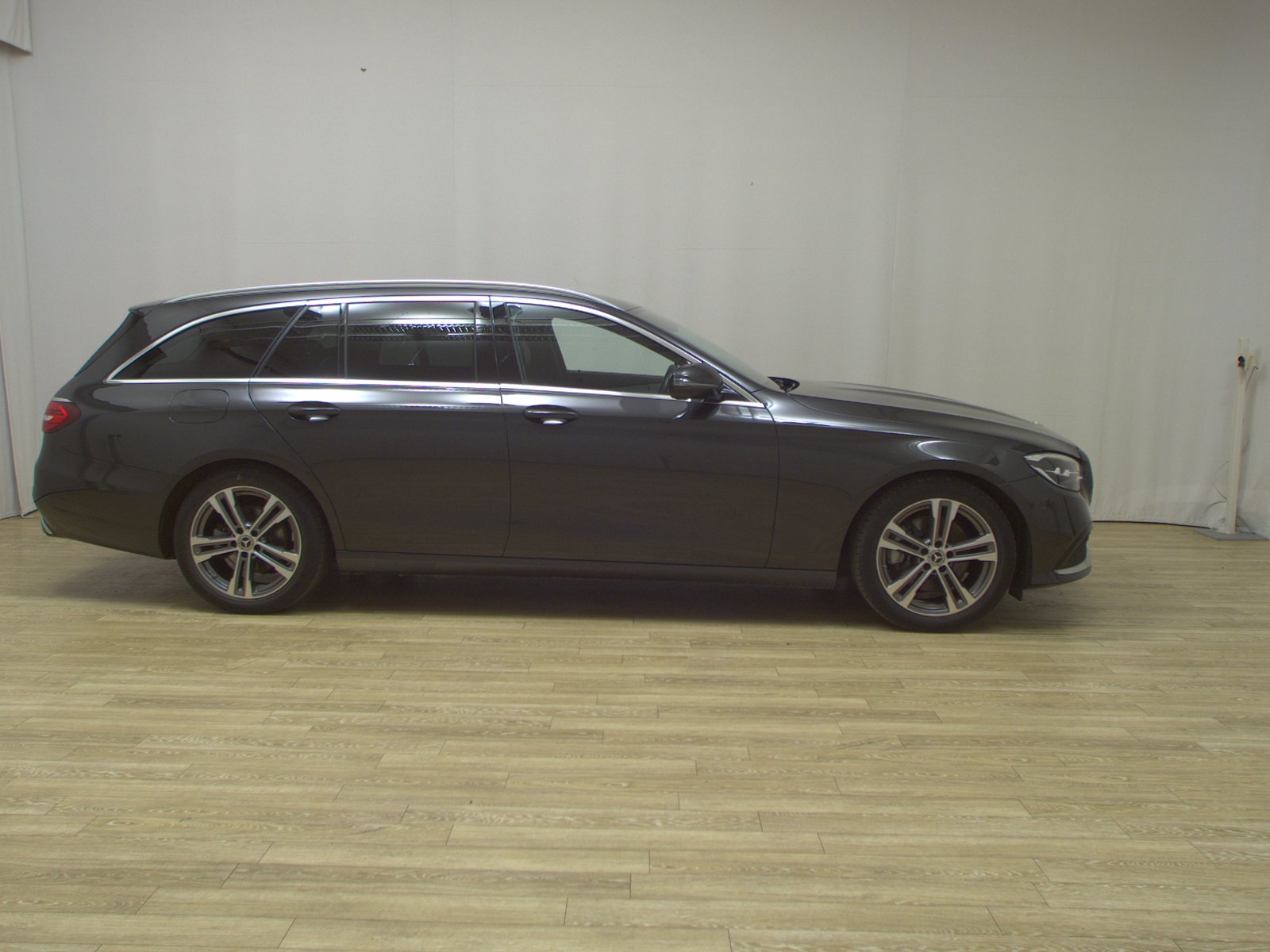 Mercedes-Benz E 220 T d