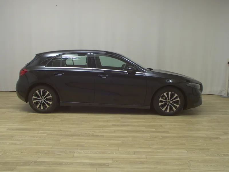 Mercedes-Benz A 200 d