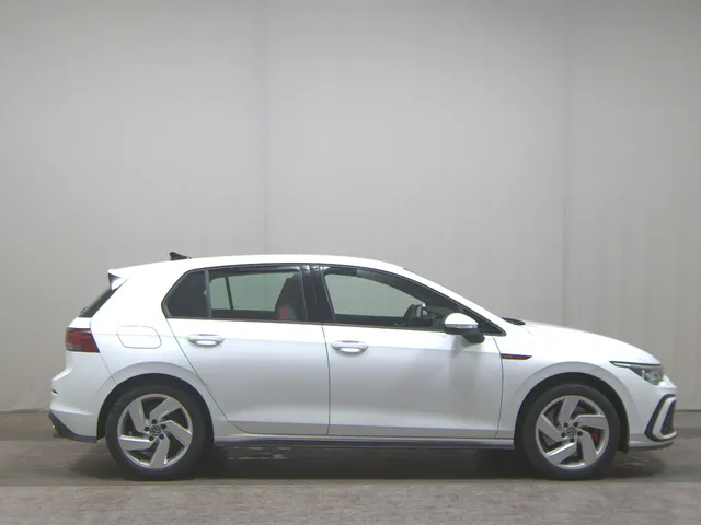 Volkswagen Golf-8 2.0 TSI GTI