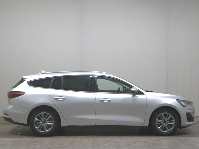 Ford Focus Turnier 1.5 EB Titanium X