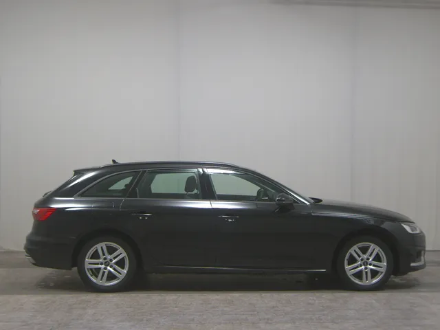 Audi A4 Avant 35 TDI advanced