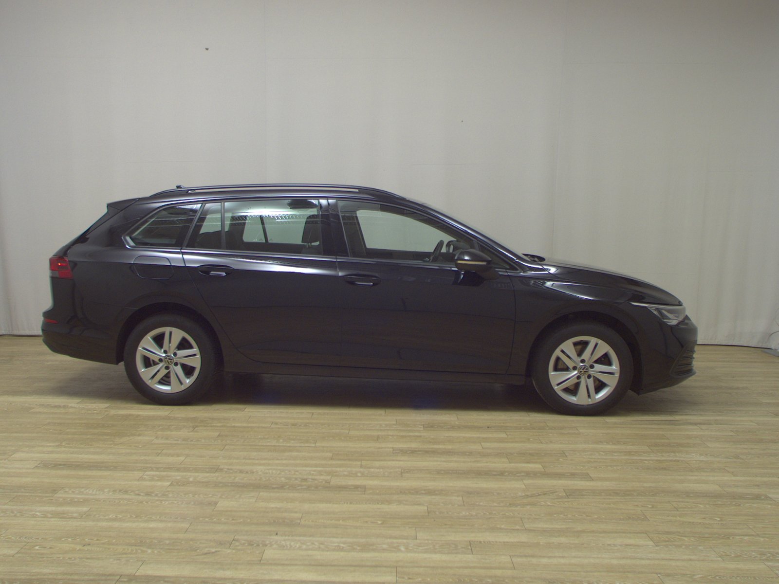 Volkswagen Golf-8