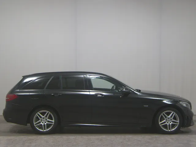 Mercedes-Benz C 220 T d AMG-Line