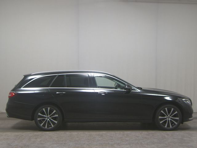 Mercedes-Benz E-Klasse E 220 T d Avantgarde
