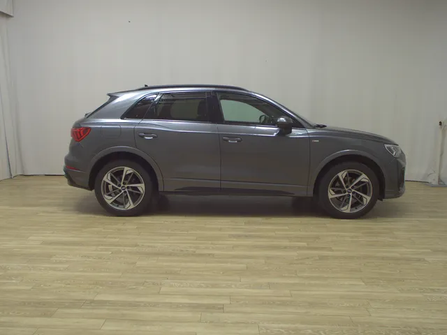 Audi Q3 35 TDI S-Line