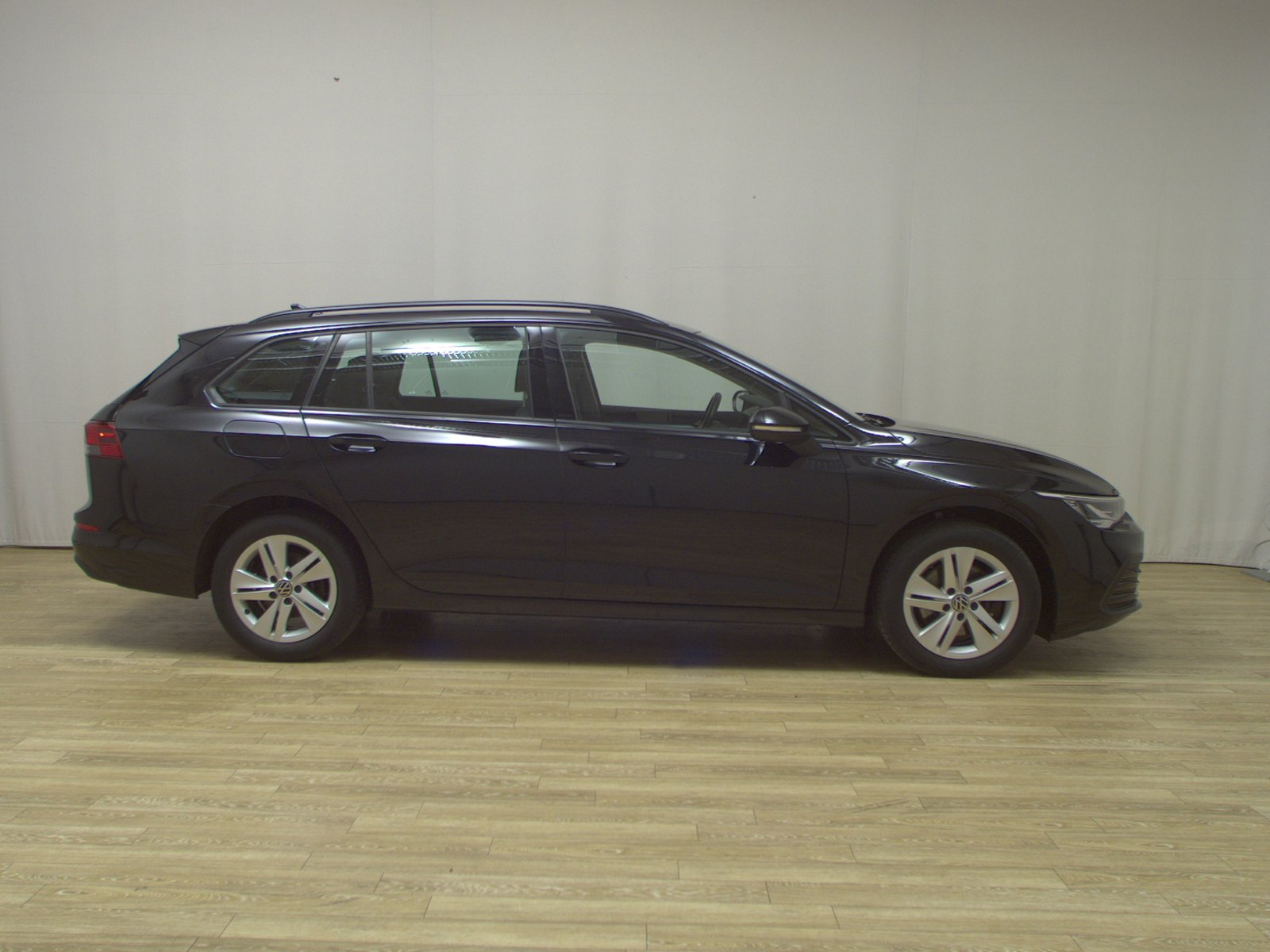Volkswagen Golf-8