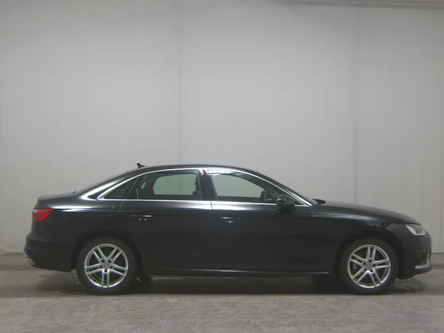 Audi A4 40 TDI advanced