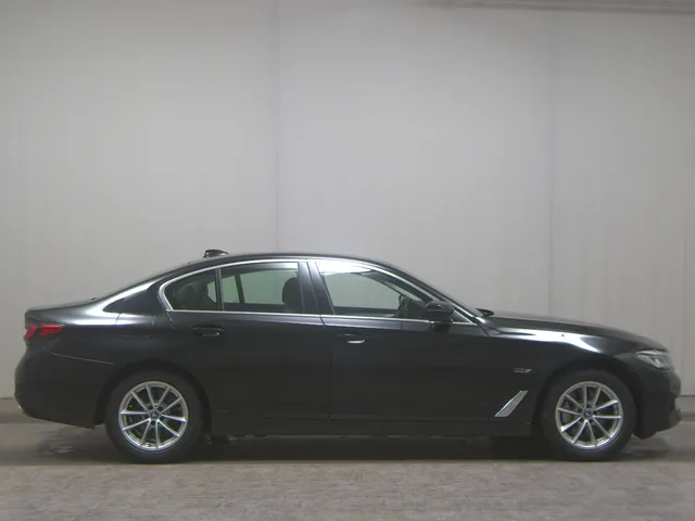 BMW 530e