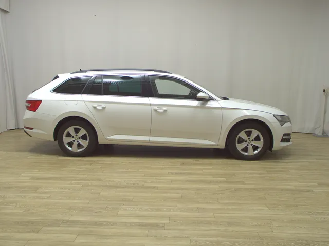 Skoda Superb Kombi 2.0 TDI Ambition