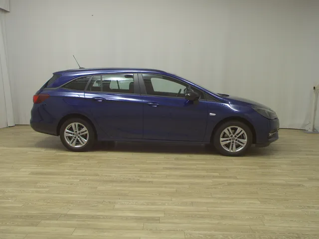 Opel Astra ST 1.2 Turbo Edition
