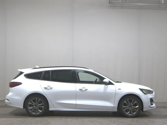 Ford Focus Turnier 1.0 EB ST-Line