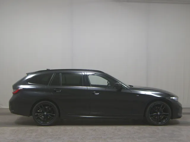 BMW 320dA Touring M-Sport