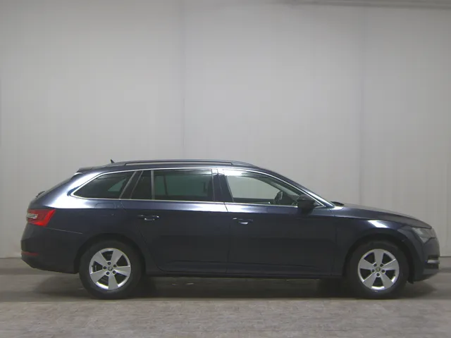 Skoda Superb Kombi 2.0 TDI Ambition